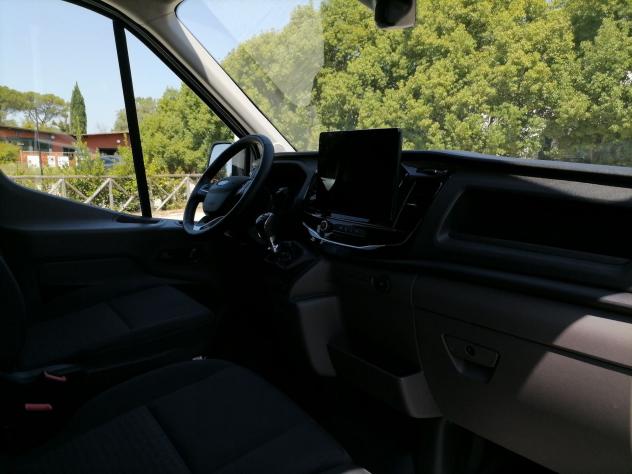Ford Transit 350 fwd 2.0 ecoblue 130cv trend L2H2 - Foto 7