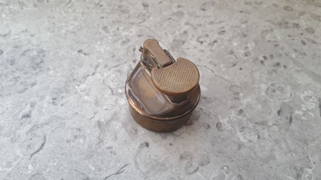 accendino piccolo vintage a gas anni 50 metallo marrone scarico ottimo stato - Foto 5