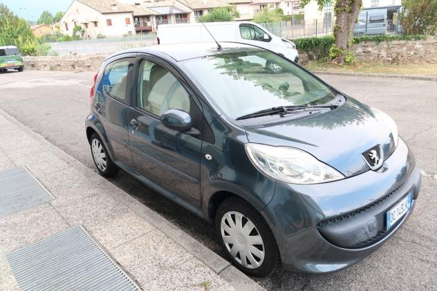 Peugeot 107 1.0 68CV 5p. Automatica - Foto 3