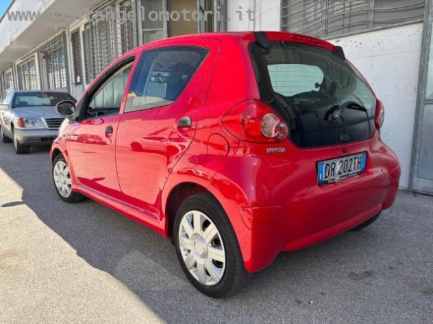 TOYOTA Aygo 1.0 12V VVT-i 5 porte rif. 24105185 - Foto 10
