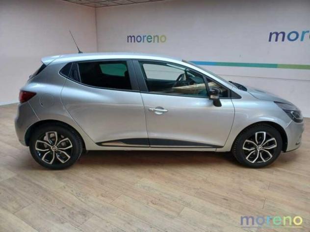 RENAULT Clio 0.9 TCe 90 CV Moschino Zen rif. 18828621 - Foto 3