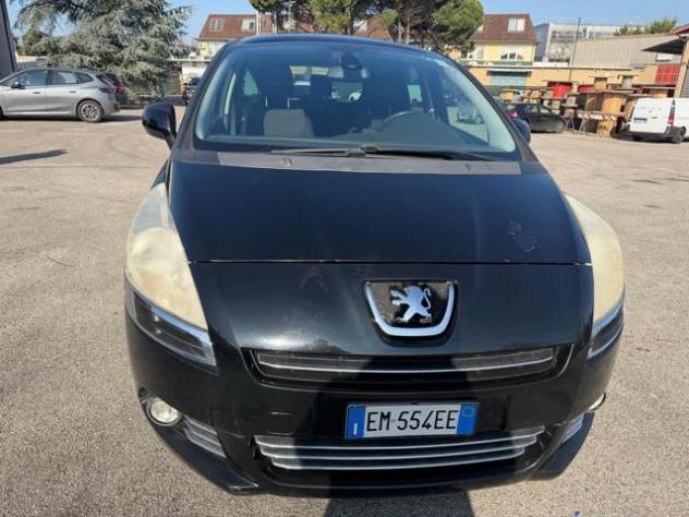 PEUGEOT 5008 1.6 e-HDi 112CV Stop&Start cambio robotizzato Acti rif. 23449324 - Foto 2
