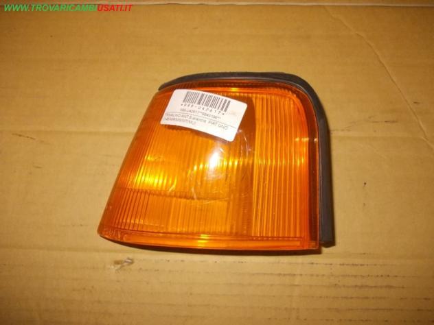 FANALINO ANT.S.arancio FIAT UNO (146-MR/MS/MT/MU)  Parti elettriche  Fanaleria  Proiettori  Fanalino comple FIAT - UNO - 01-09-1989 - 01-09-1995