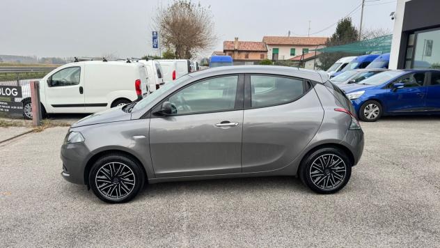 Lancia Ypsilon 1.0 FireFly 5 porte S&S Hybrid Gold - Foto 5