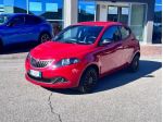 Lancia Ypsilon 1.0 FireFly 5 porte S&S Hybrid Silver