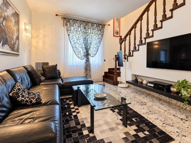Villa bifamiliare 5 locali - Rif. 2519 - Foto 4
