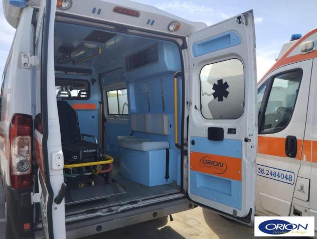 PEUGEOT BOXER AMBULANZA (3041) - Foto 9