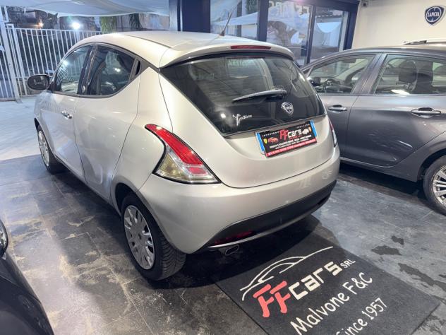 Lancia Ypsilon 1.2 69 CV 5 porte GPL Ecochic Gold - Foto 5