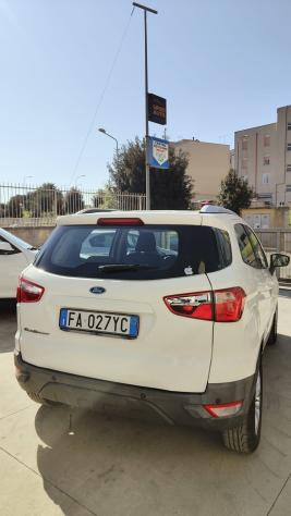 Ford EcoSport 1.5 TDCi 95 CV Plus - Foto 7