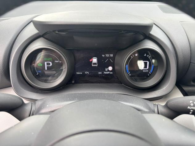 Toyota Yaris Cross 1.5H (116 CV) E-CVT Active - Foto 7
