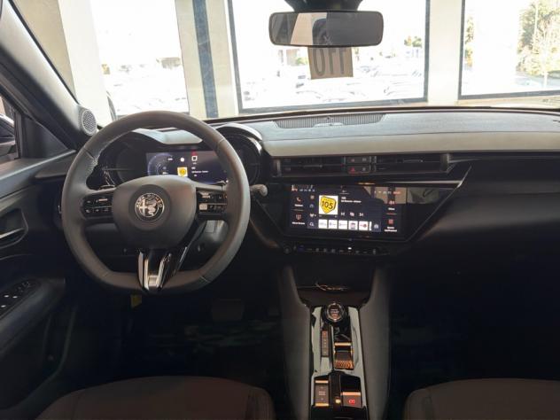 Alfa Romeo Junior Ibrida 1.2 136CV Hybrid eDCT6 ibrida - Foto 7