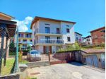 Appartamento di 120 m² con 4 locali e box auto in vendita a Parre
