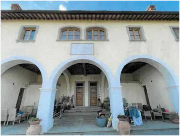 Immobile in asta di 425 m² con più di 5 locali in vendita a Prato - Foto 2