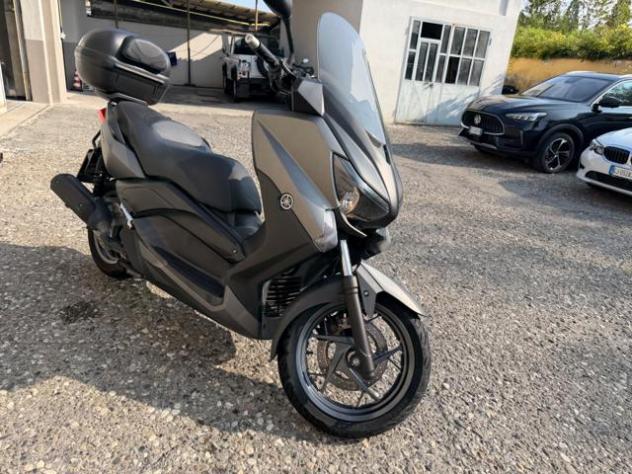 YAMAHA X-Max 125 X MAX 125cc CON BAULETTO solo 35000 KM rif. 24091616 - Foto 3