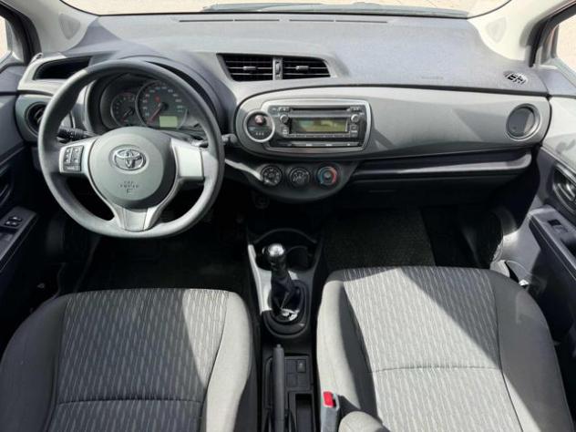 TOYOTA Yaris 1.0 5 porte Lounge rif. 23999673 - Foto 7