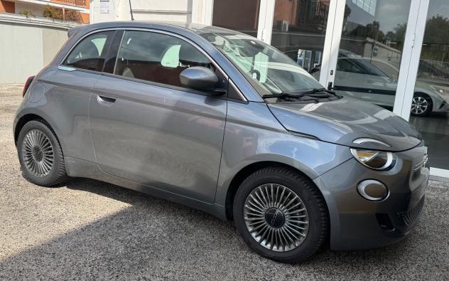 Fiat 500 500e Berlina 42 kWh Icon - Foto 2
