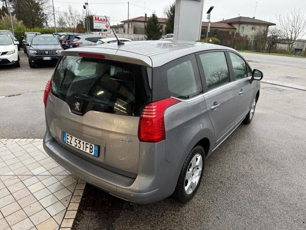 Peugeot 5008 1.6 Diesel 7 posti - Foto 8