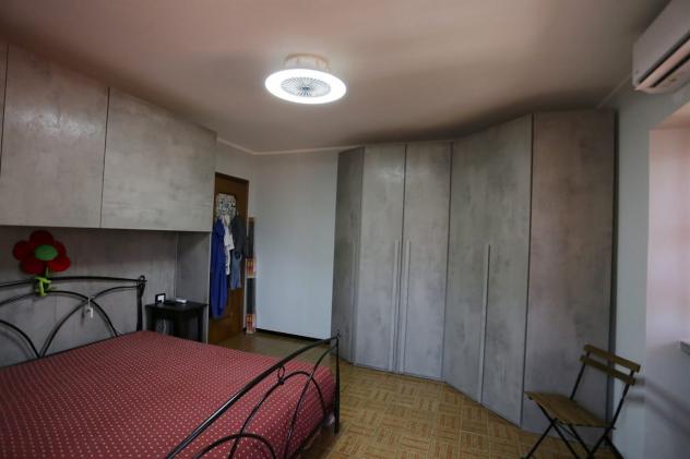 Elegante quadrilocale con box in una suggestiva località di San Giovanni Bianco - Foto 16
