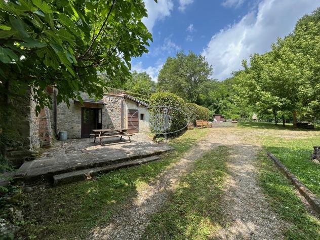 CASALE di 16 vani e di 485 mq (FIGLINE E INCISA VALDARNO) rif. V-2361 - Foto 10