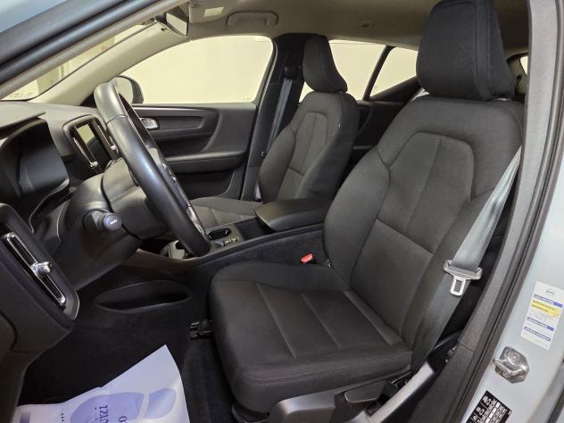 Volvo XC40 XC40 T3 Geartronic Momentum Core 163CV - Foto 9
