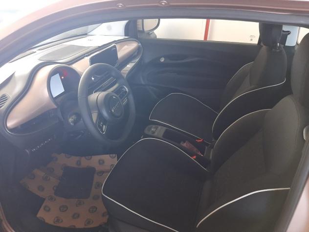FIAT 500 Elettrica 500e Berlina 500e - 320 Berlina + Pack Tech (Configurazione Non Ordinabil - Foto 7