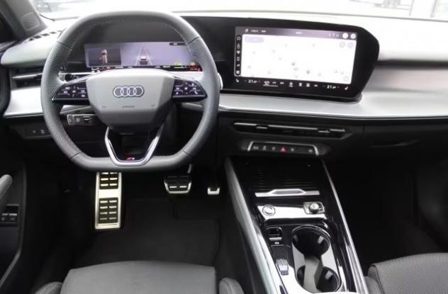 AUDI Q3 SPB TDI S tronic S line Sline rif. 23295352 - Foto 9