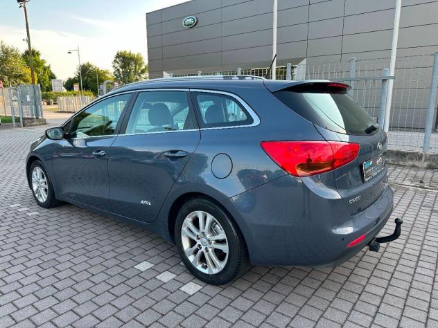 KIA - cee'd Sport Wagon - 1.6 CRDi 110 CV SW high tech - Foto 10