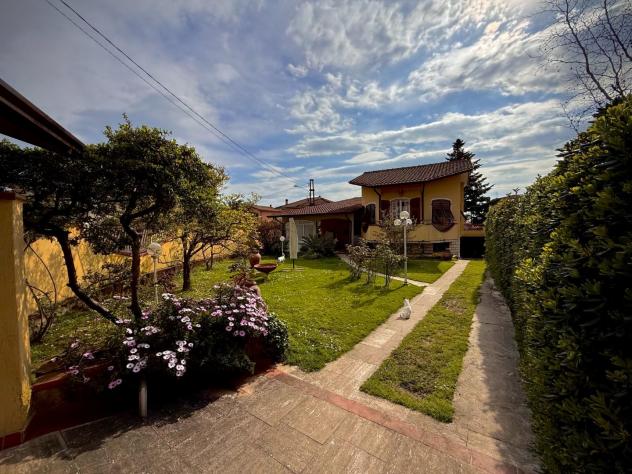 Villa in vendita a Fossone - Carrara 276 mq Rif: 1410065