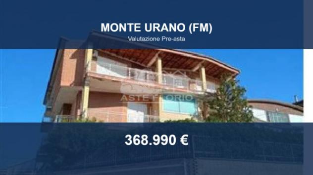 Immobile in asta di 585 m² con più di 5 locali in vendita a Monte Urano