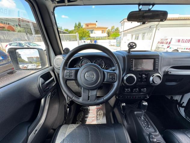 Jeep Wrangler Unlimited Sahara - Foto 10
