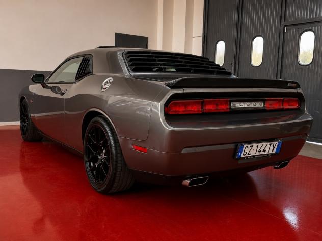 Dodge Challenger 6.4 v8 477cv - Foto 9