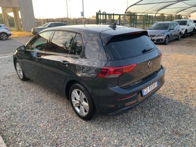 VOLKSWAGEN Golf 1.0 eTSI EVO DSG Life rif. 24179900 - Foto 3