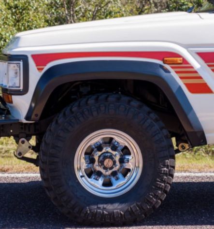 Toyota Land Cruiser HJ60 HJ61 - Serie parafanghi supplementari NUOVI