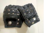 Guanti senza dita in vera pelle con borchie cromate