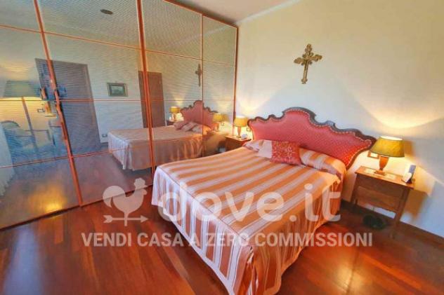 Rustico / Casale di 1050 m² con più di 5 locali e posto auto in vendita a Montepulciano - Foto 16