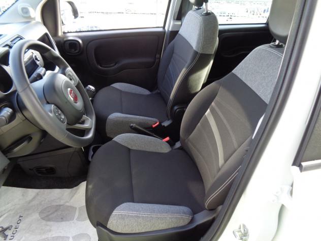 FIAT Panda 1.0 FireFly S&S Hybrid City Life - Foto 10