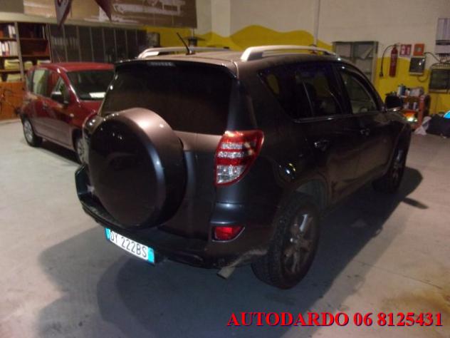 TOYOTA RAV 4 MY23 RAV4 2.2 D-4D 150 CV DPF Luxury rif. 24199285 - Foto 7