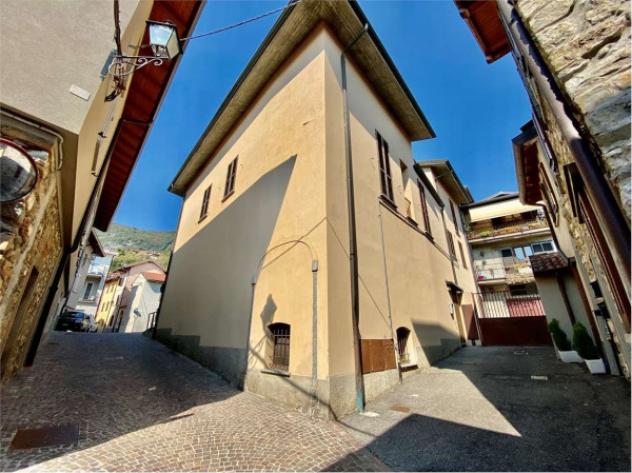 Palazzo / Stabile di 450 m² con più di 5 locali in vendita a Galbiate - Foto 3