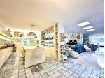 Appartamento di 376 m² con più di 5 locali e box auto in vendita a Milano
