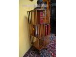 Libreria girevole a tre ripiani stile inglese