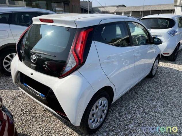 TOYOTA Aygo 1.0 72 CV x-play rif. 19121110 - Foto 4
