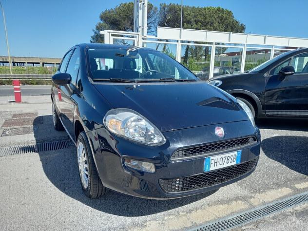 Fiat Punto 1.4 Natural Power 5porte Street 2017 - Foto 2