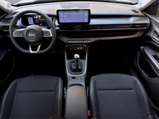 Jeep Avenger 1.2 Turbo Altitude - Foto 10