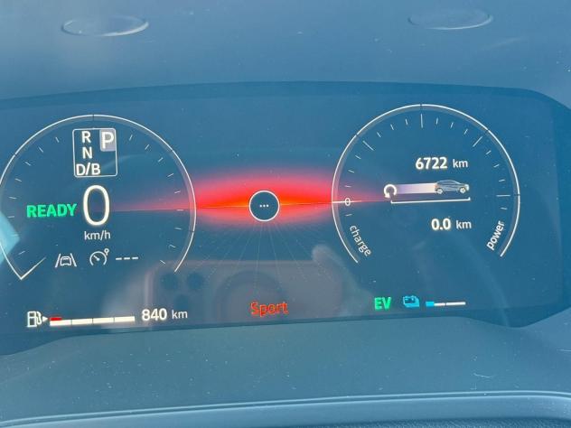 Renault Captur techno full hybrid E-Tech 160 - Foto 8
