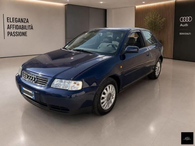 AUDI - A3 - 1.9 TDI 3 porte Attraction - Foto 2