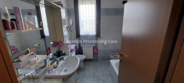 Grazioso appartamento con taverna e giardino privato - Foto 10