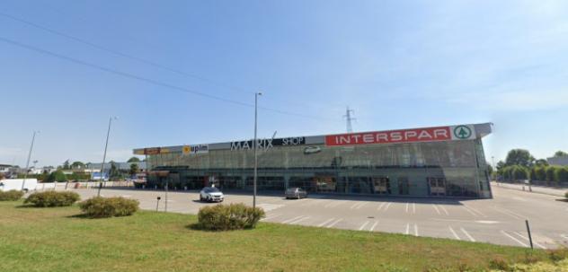 Palazzo / Stabile di 12427 m² con più di 5 locali in vendita a Vigonza - Foto 2
