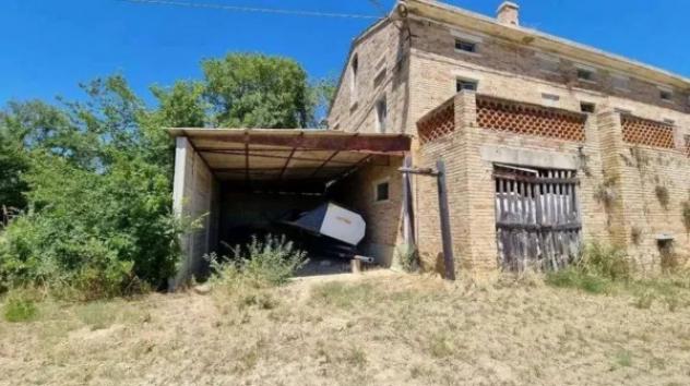 Immobile in asta di 157 m² con più di 5 locali in vendita a Monte Urano - Foto 3