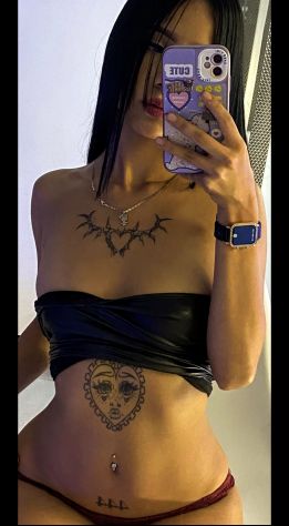 Chica ardiente busca una noche divertida Tel:3928491351