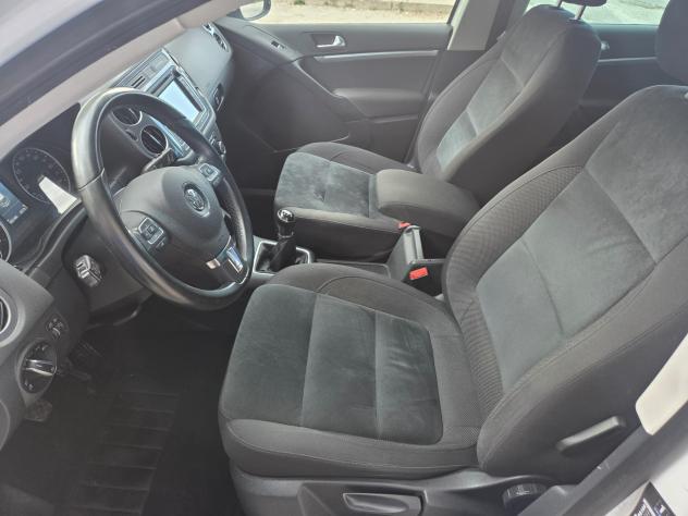 VW TIGUAN 2.0 TDI ANNO 2015 NAVI PARK ASSIST KMCERTIF - Foto 10